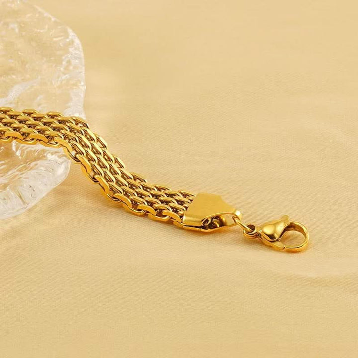 The Amora Woven Mesh Bracelet