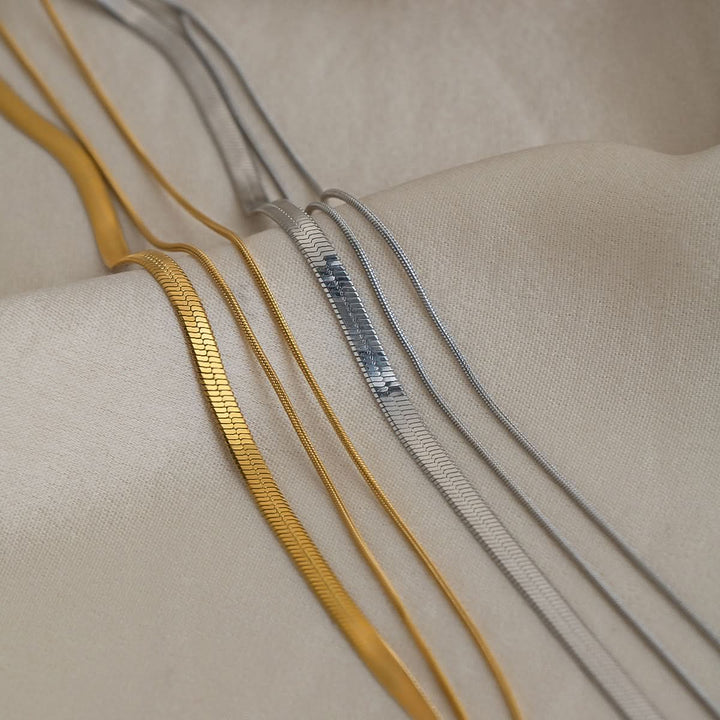 The Amora Layered Herringbone