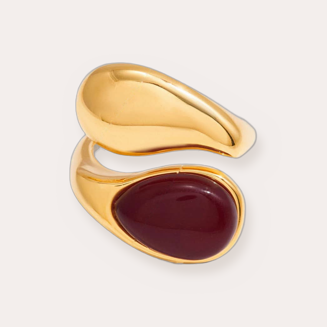 The Amora Toi et Moi Ring – Bordeaux, gold stainless steel ring