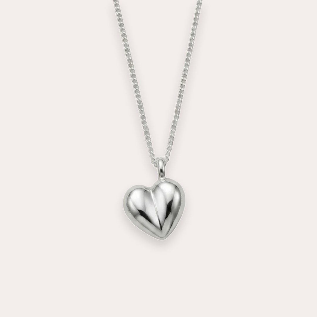 The Amora Sterling Heart