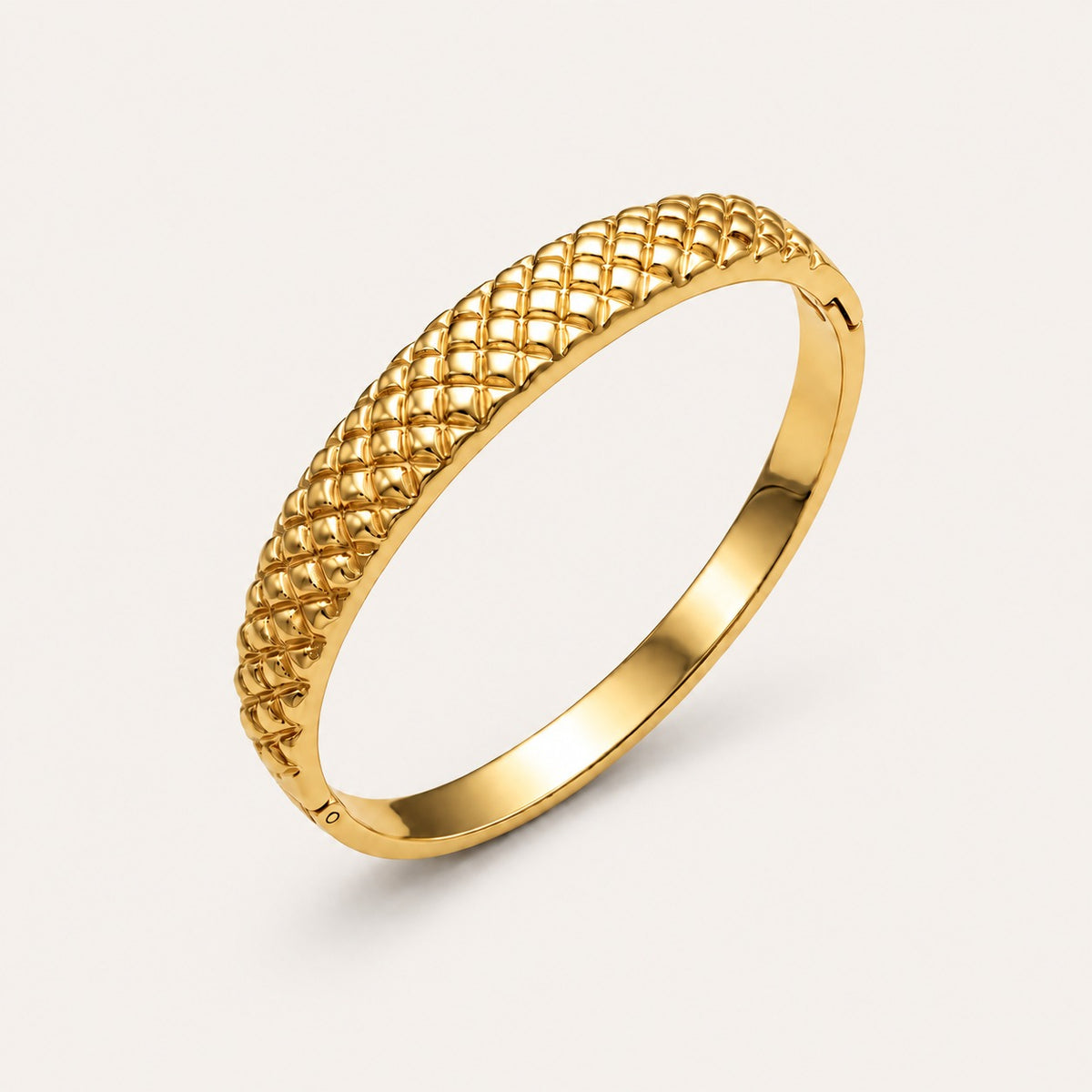 The Amora Quilted Bangle