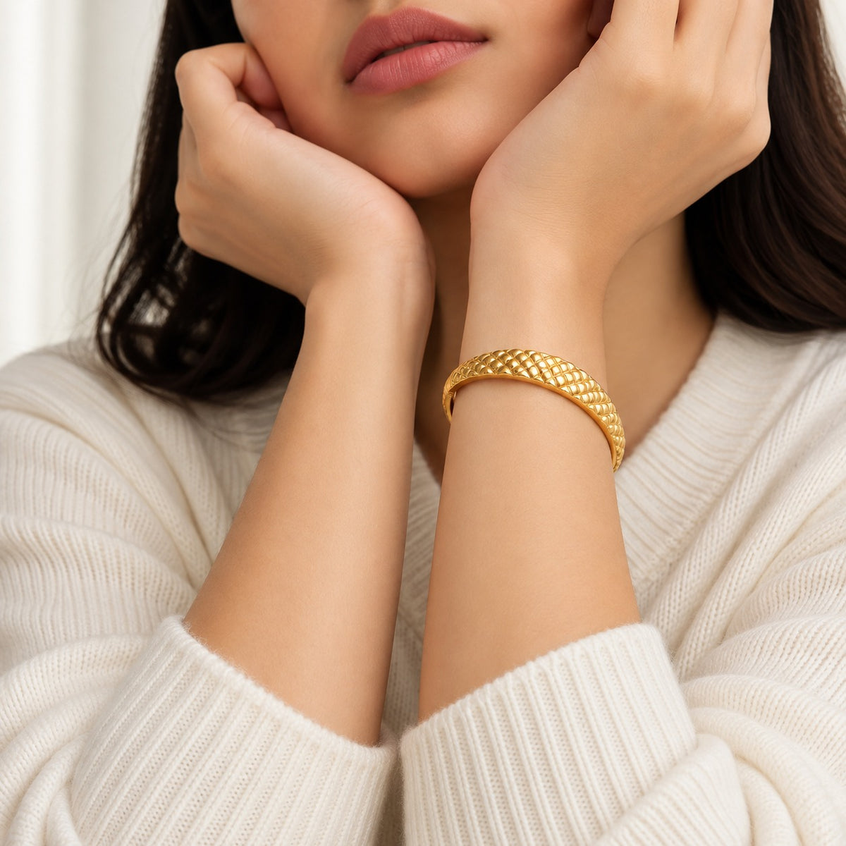 The Amora Quilted Bangle