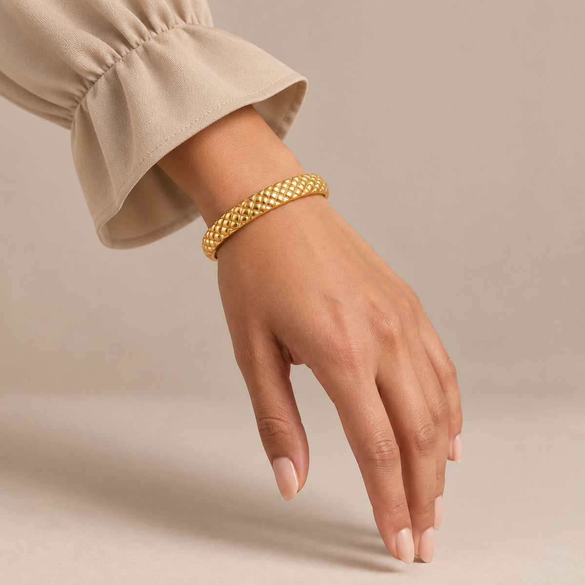 The Amora Quilted Bangle