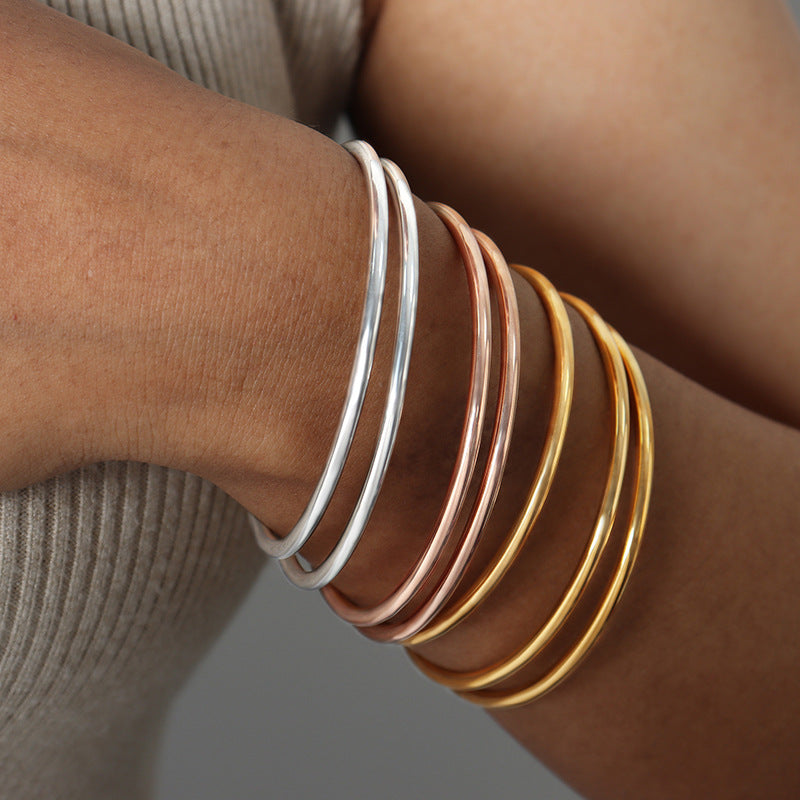 The Amora Stacking Bangle