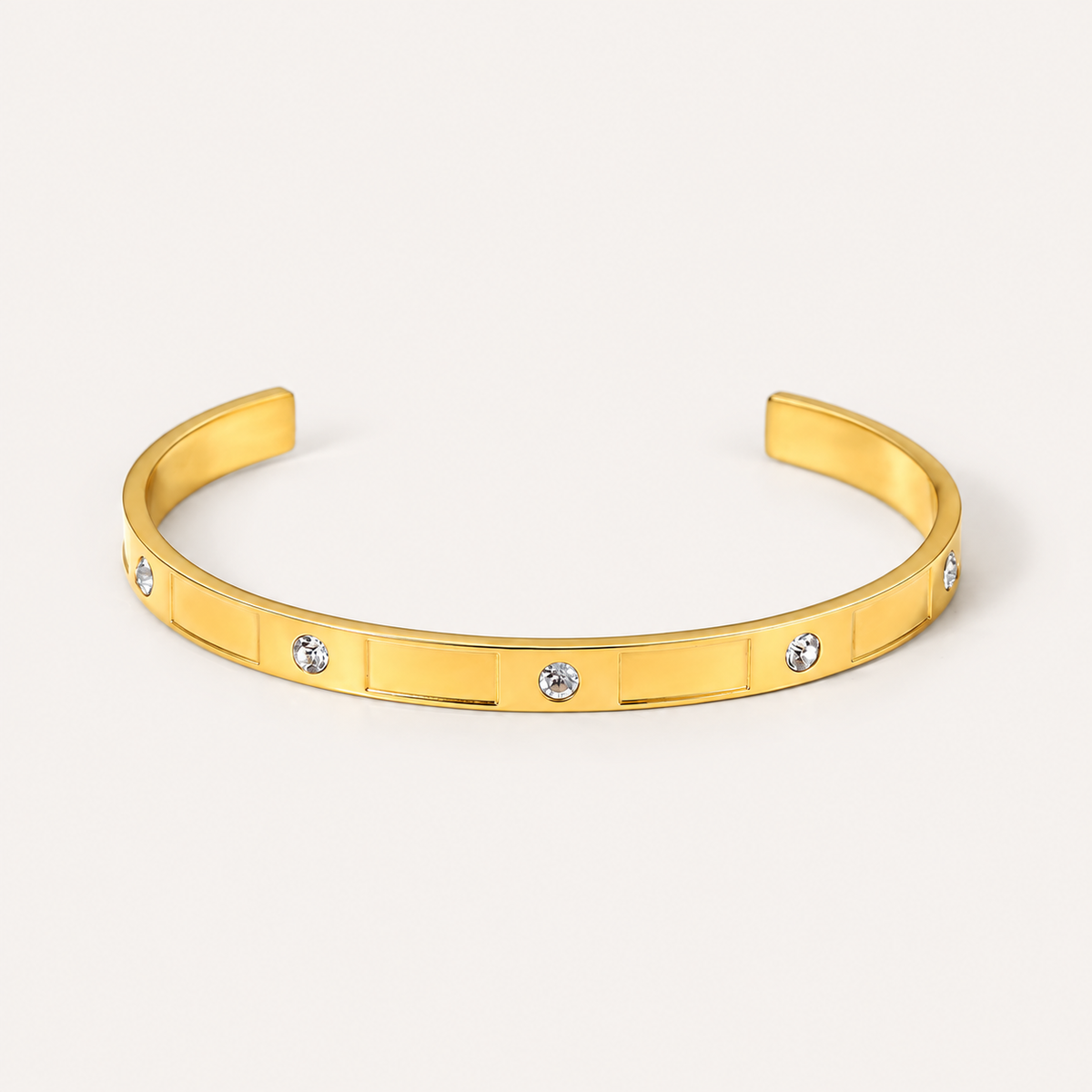 The Amora Tribute Cuff