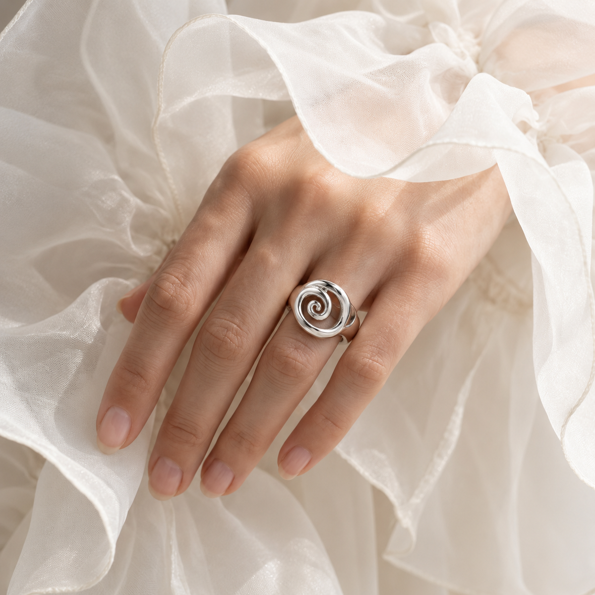 The Amora Spiral Ring