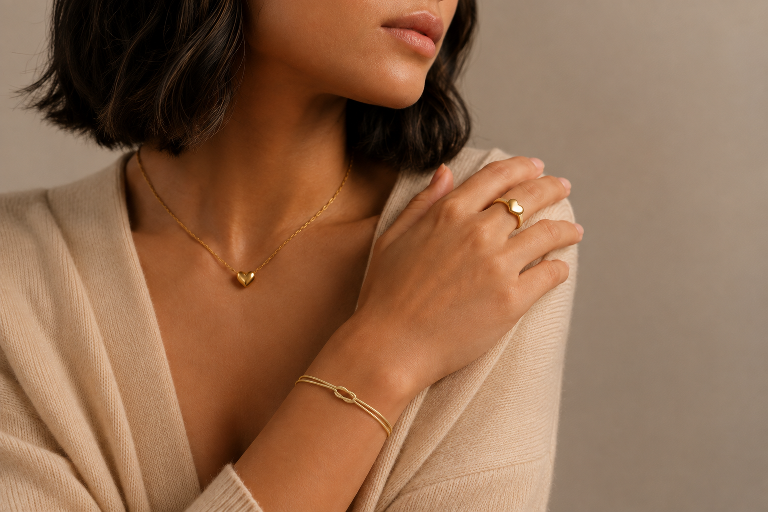 AMORA LOVE collection