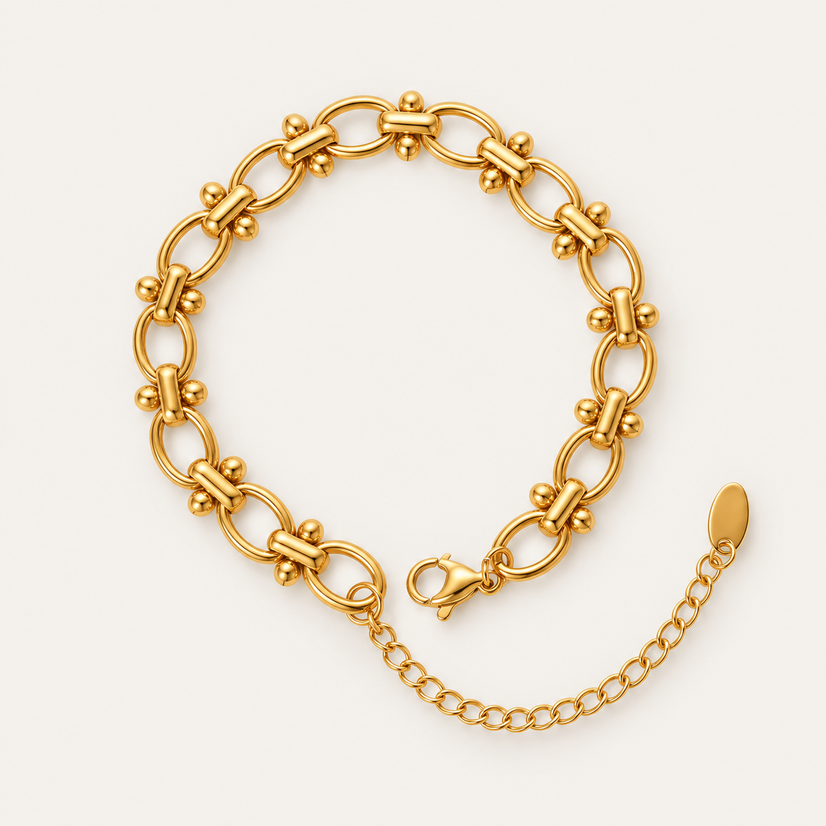 The Amora Link Bracelet