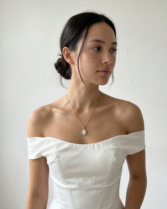 Opaline Pendant Necklace