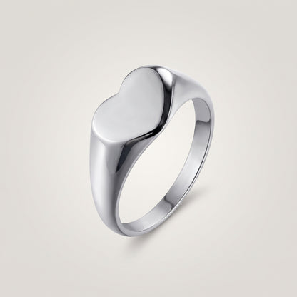 The Amora Heart Signet