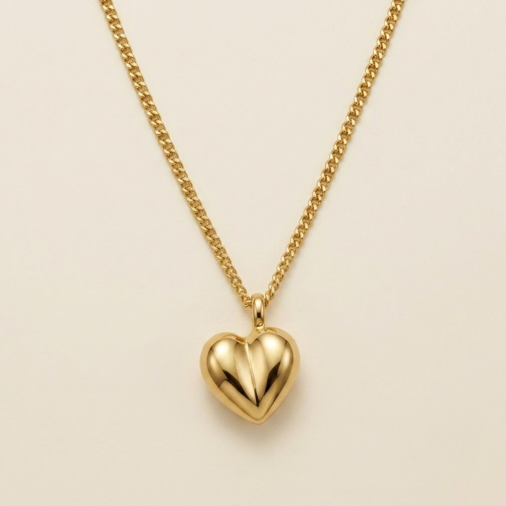 The Amora Sterling Heart