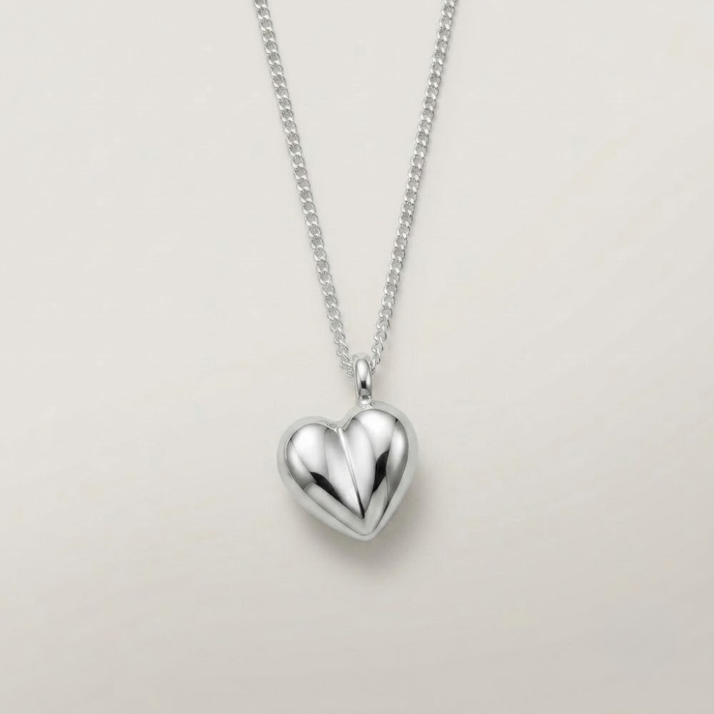 The Amora Sterling Heart