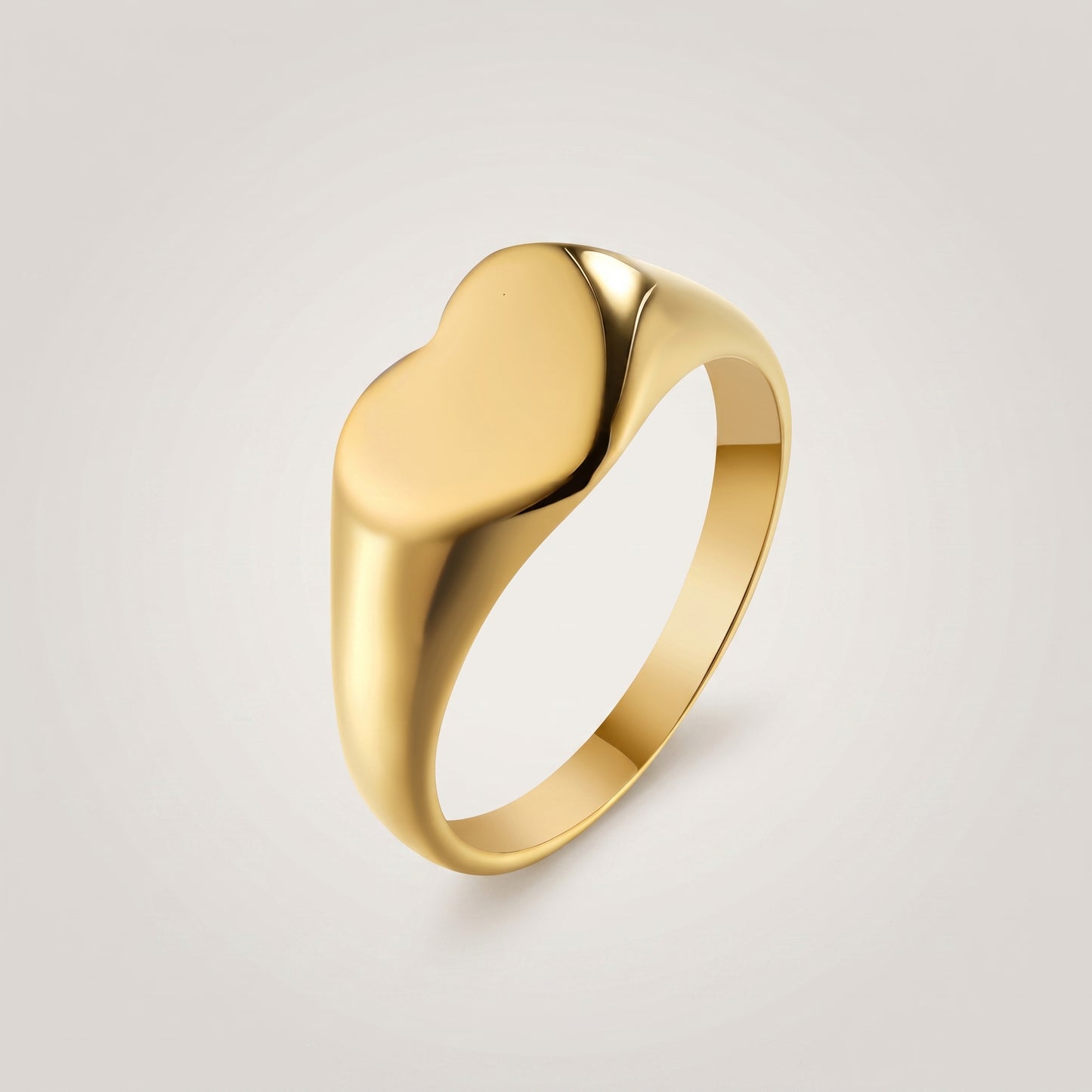 The Amora Heart Signet
