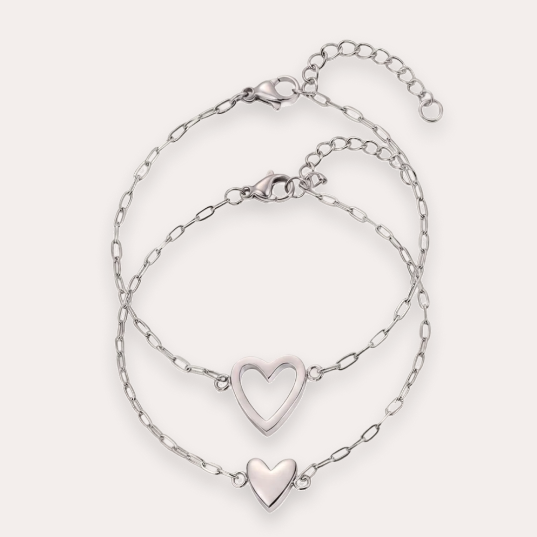 The Amora Heart Bracelet