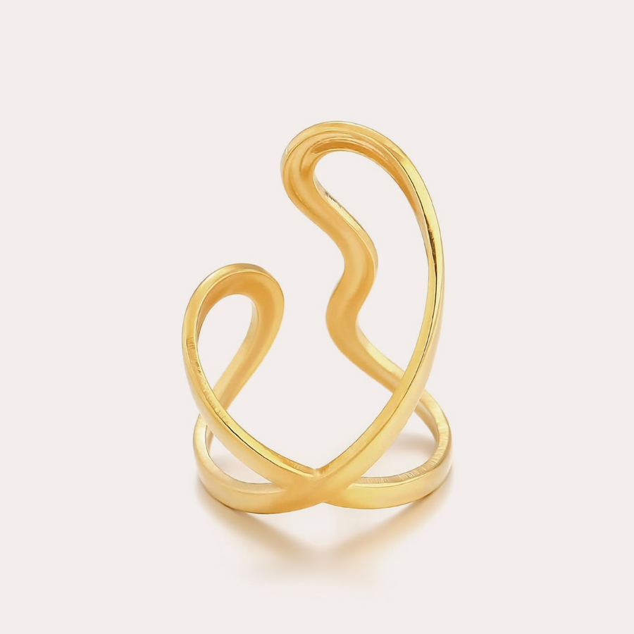 The Amora Squiggle Ring, gold stainless steel ring