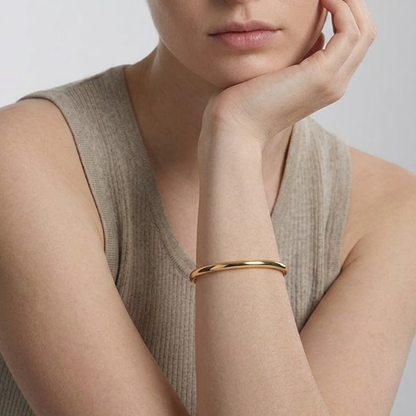 The Amora Stacking Bangle