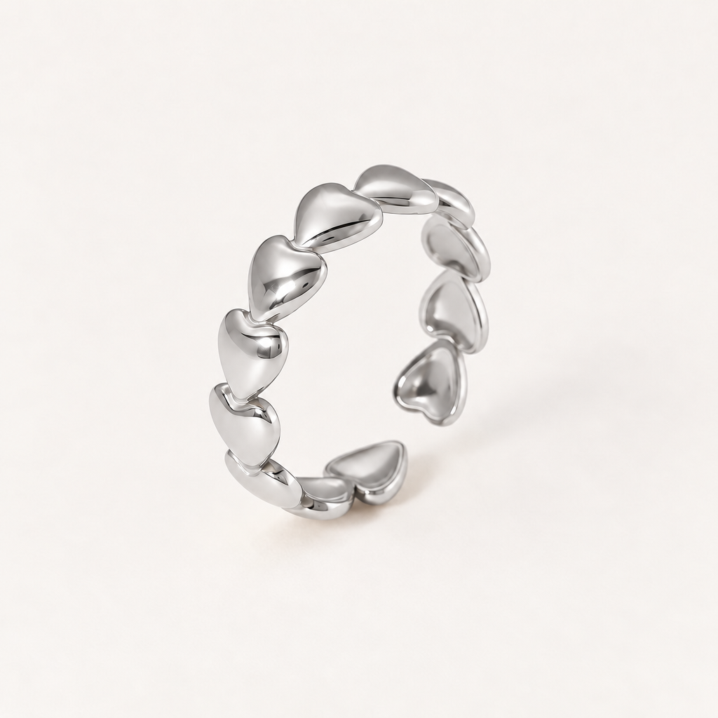 Loved ring in silver #Color_Silver