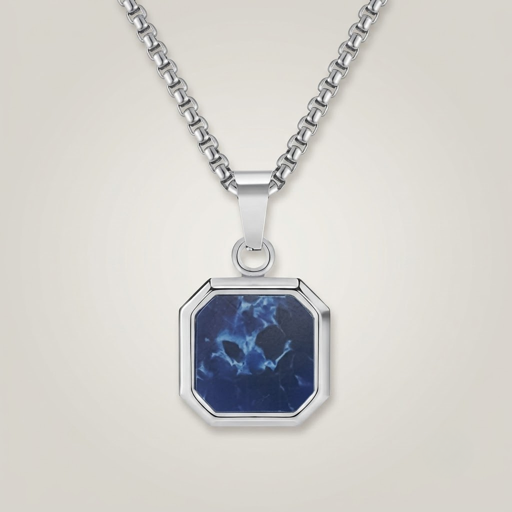 The Amora Geometric Pendant