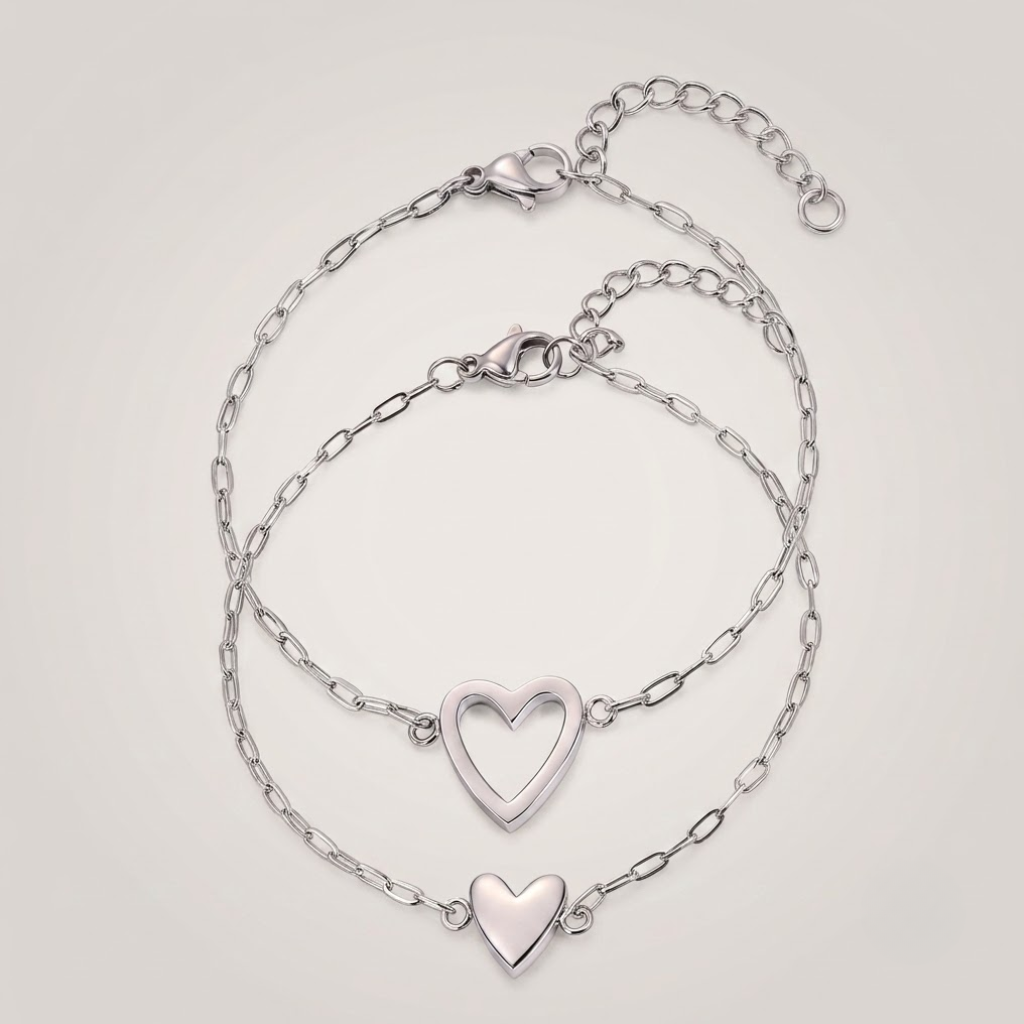The Amora Heart Bracelet